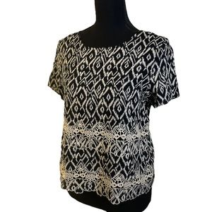 Miami Crochet Peep Detail, Cropped Blouse w/ Button-Up Back